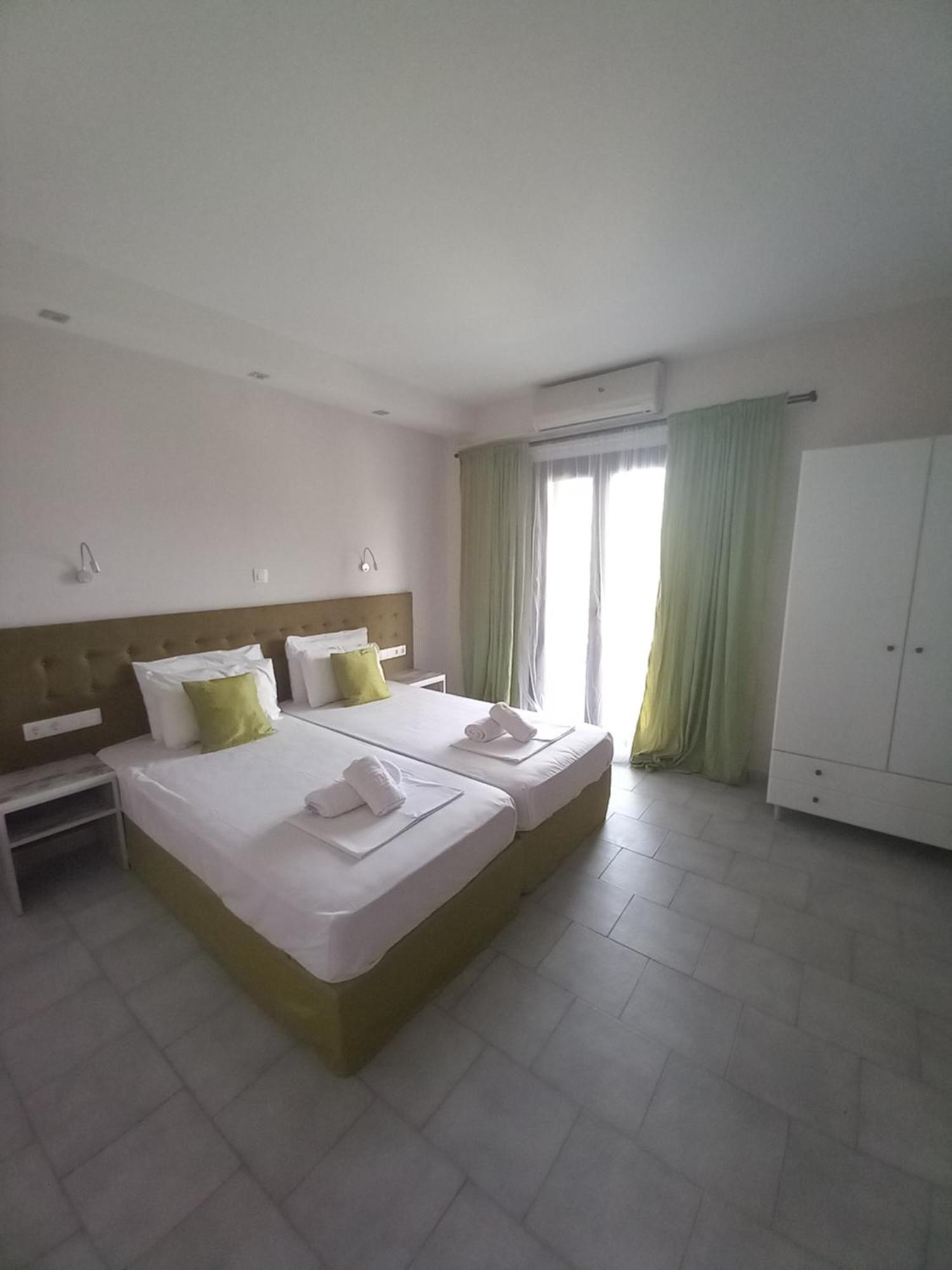 Blue Waves Corfu Aparthotel Kávos Екстериор снимка